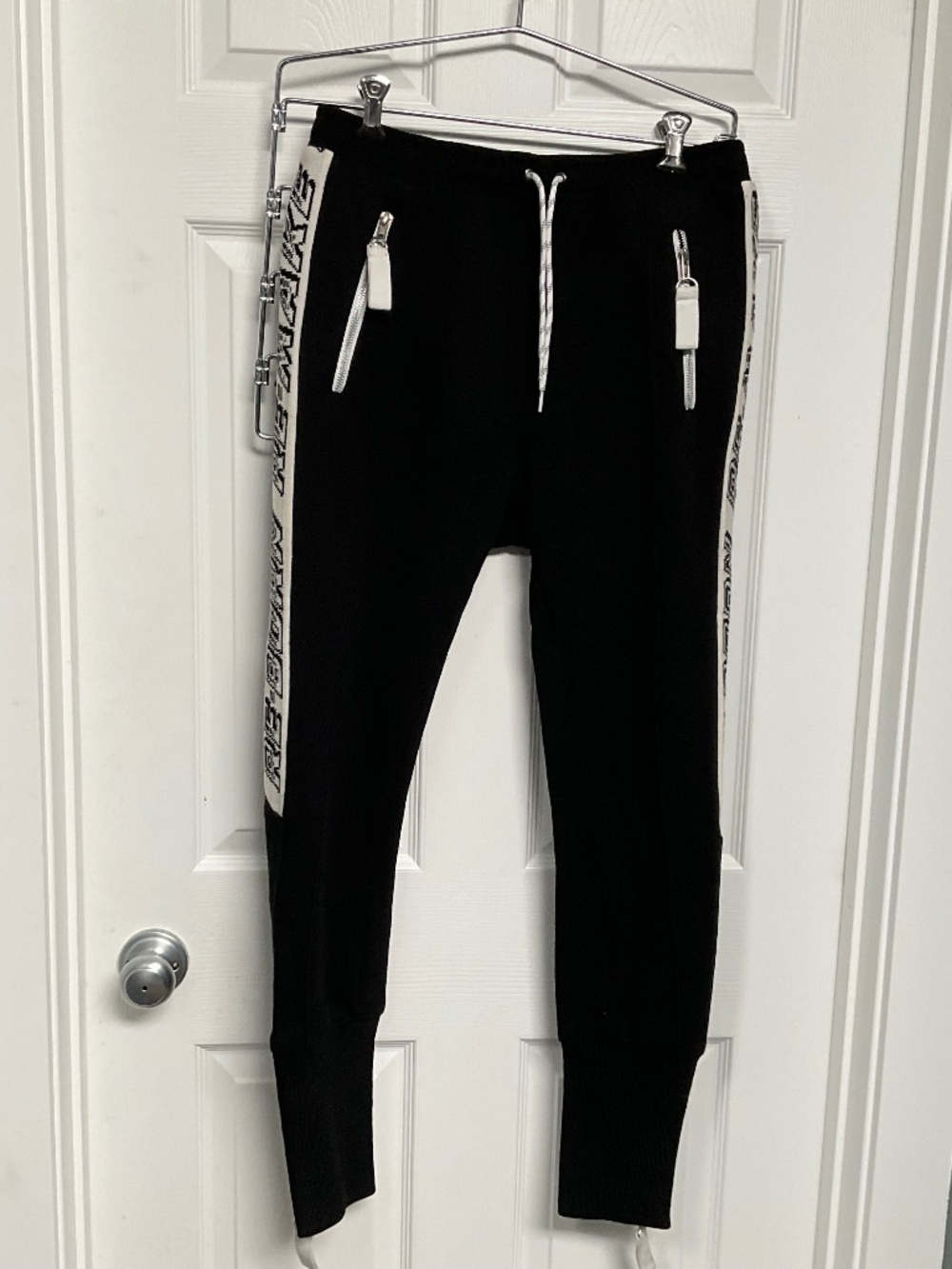 Anuar Layon 2018 Collection Men’s Joggers (size small, probably)